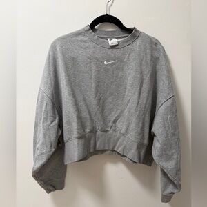 Nike Oversized Crewneck Sweatshirt Gray